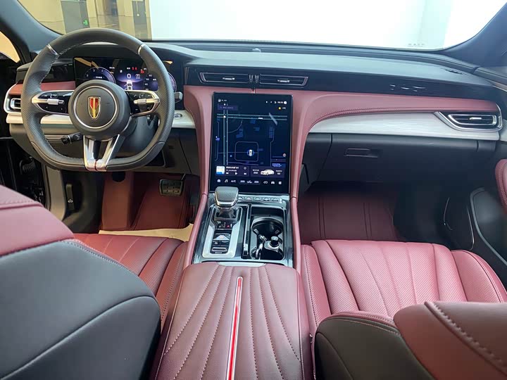 Hongqi H5 2025 2025款 2.0T 自动玄影200万辆纪念版