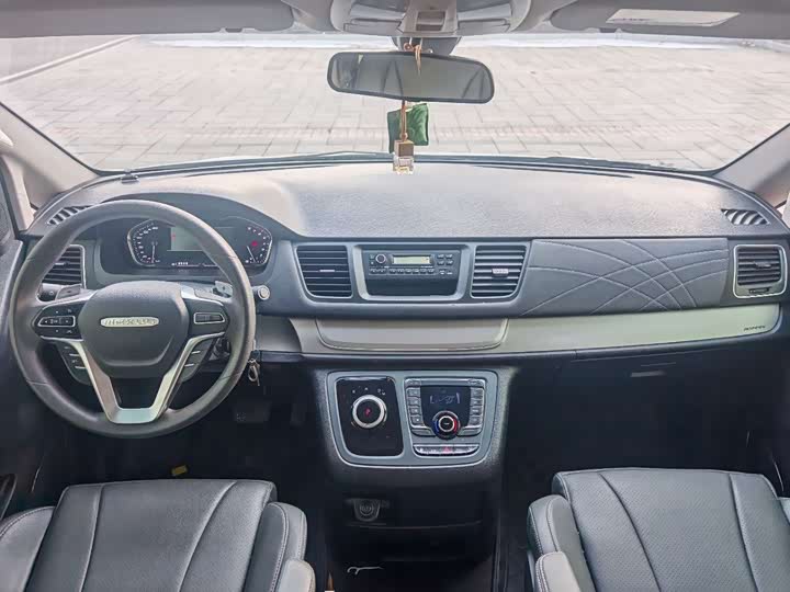 Maxus G20 2023 2023款 ES 2.0T 汽油自动超值旅行版