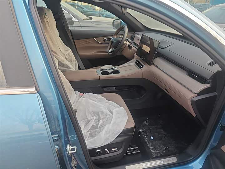 Chery Tiggo 8 Plus C-DM 2025 2025款 1.5T 116km 尊贵型 5座