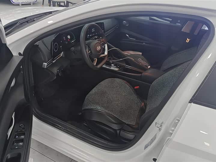 Hyundai Elantra N line 2023 2023款 1.5L CVT GLS领先版
