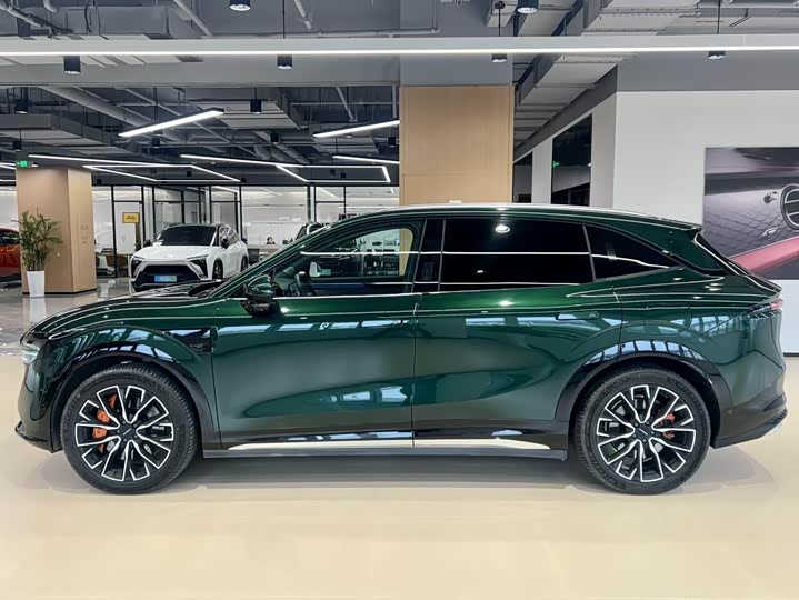 Zeekr 7X 2025 2025款 100kWh 长续航后驱智驾版