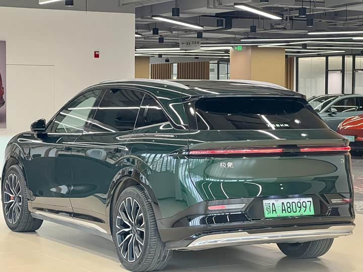 Zeekr 7X 2025 2025款 100kWh 长续航后驱智驾版