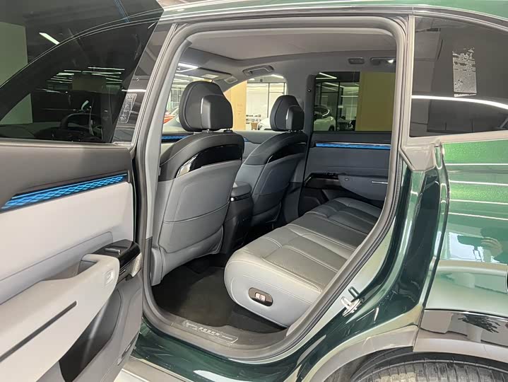 Zeekr 7X 2025 2025款 100kWh 长续航后驱智驾版