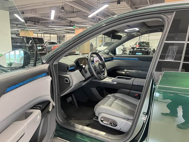 Zeekr 7X 2025 2025款 100kWh 长续航后驱智驾版