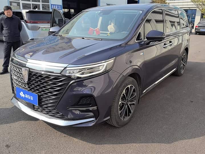 Roewe iMax 8 2022 2022款 400TGI 尊荣版