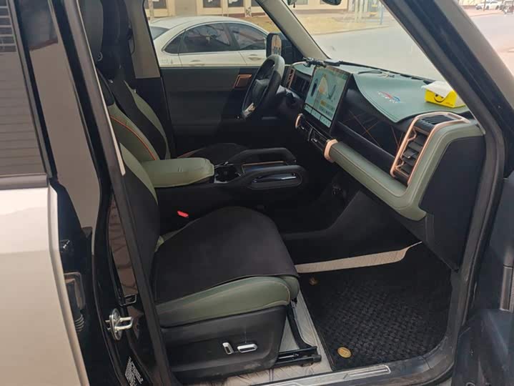 Chery iCar 03 2024 2024款 401km 两驱标准悦潮版