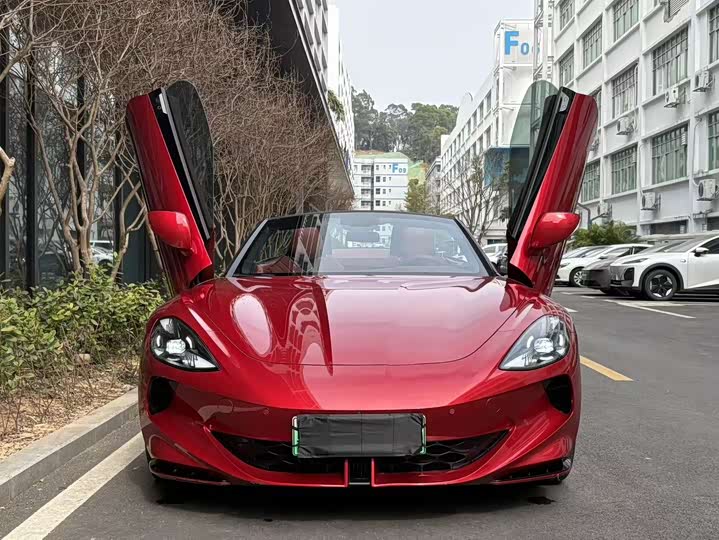 MG Motor Cyberster 2024 2024款 501km 魅力心动版