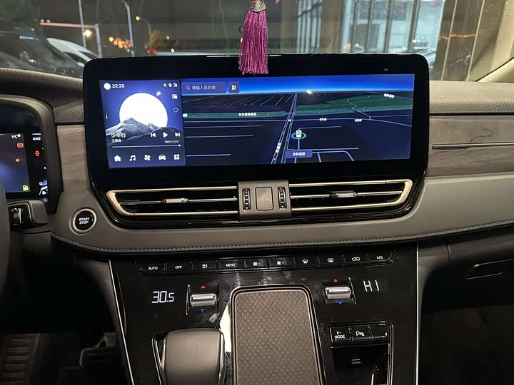 Hongqi HQ9 2024 2024款 2.0T 商务版