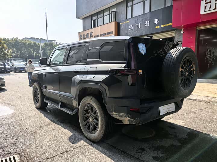 Dongfeng Mengshi M-Hero 917 2023 2023款 增程基础版