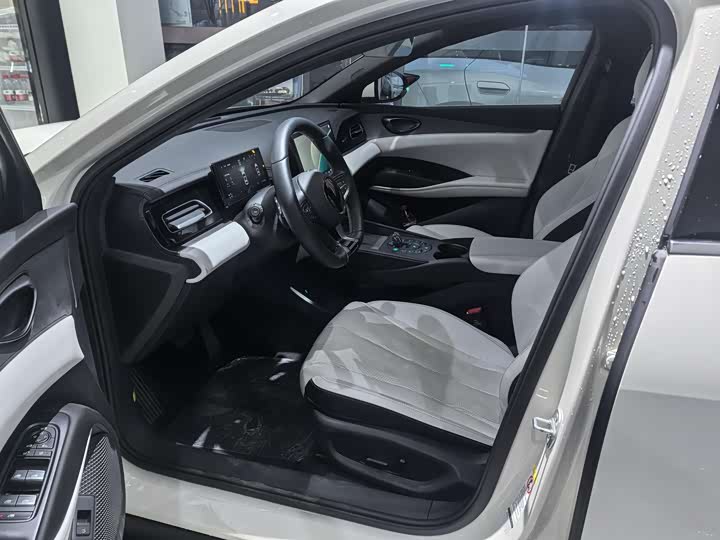 2025 BYD Seal 06 Hybrid/EV