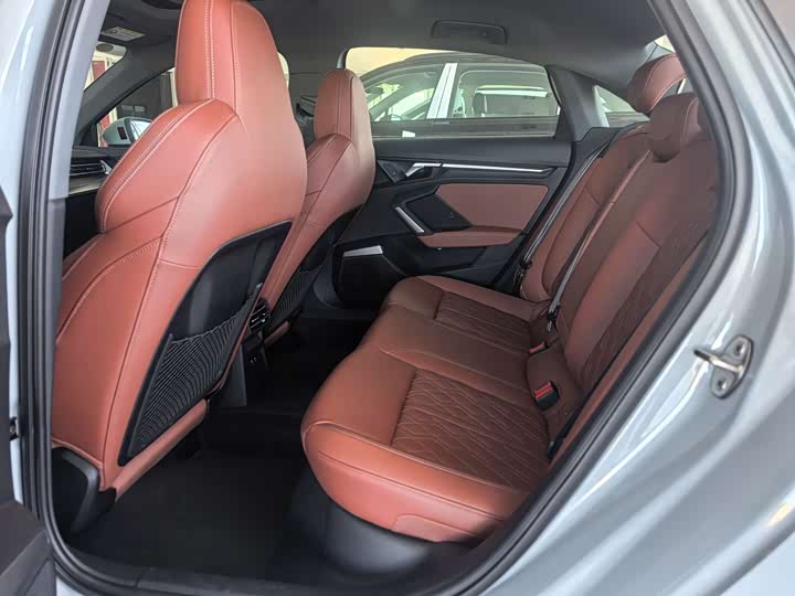 Audi A3 2025 2025款 A3L Limousine 35TFSI 飞驰尊享型