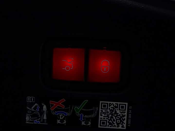 Mercedes-Benz CLE-Class 2025 2025款 CLE 300 4MATIC 豪华型轿跑车