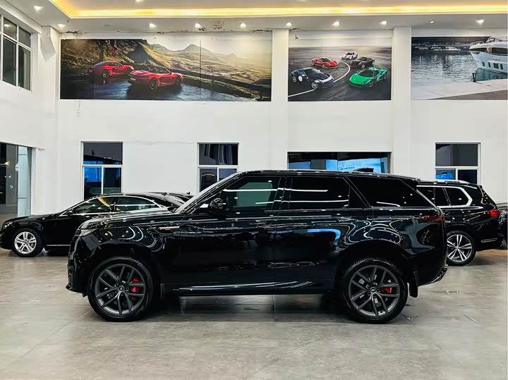 2025 Land Rover Range Rover Sport