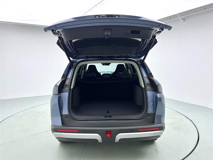 BYD Sea Lion 07 DM-i Hybrid 2025 2025款 150 领航+版