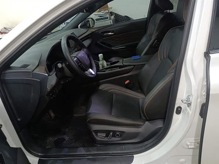 Toyota Avalon 2024 2024款 双擎 2.0L 臻选版