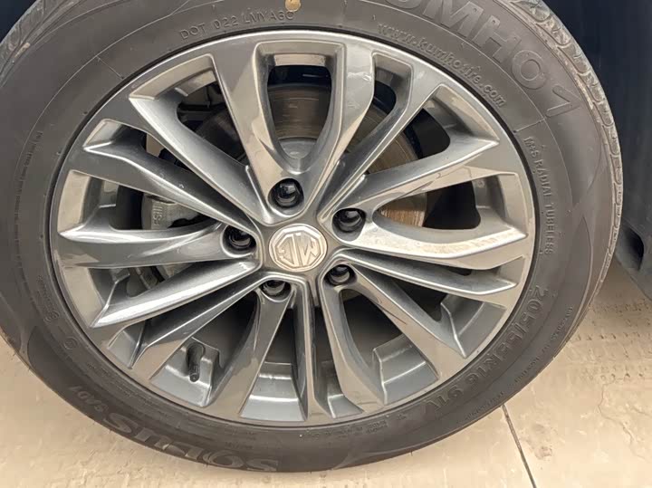 MG Motor 5 2025 2025款 180DVVT 全球抢先版