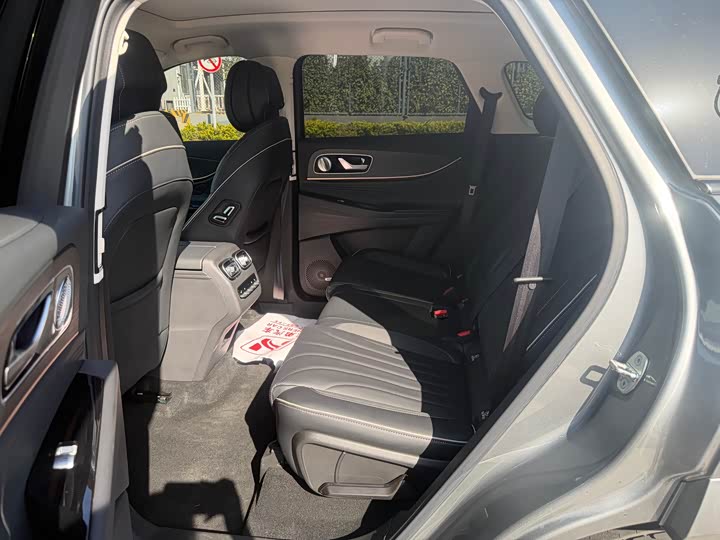 Chery Tiggo 9 2023 2023款 2.0T 双离合两驱豪华版 7座