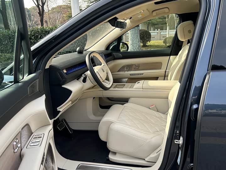 Nio ES8 2026 2026款 七座行政豪华版