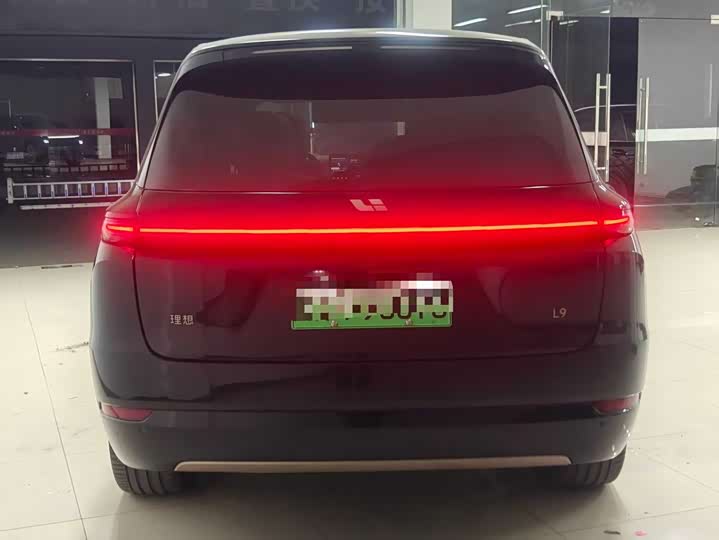 LiXiang L9 2025 2025款 Ultra 智能焕新版