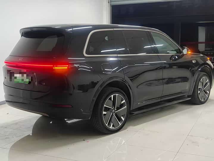 LiXiang L9 2025 2025款 Ultra 智能焕新版