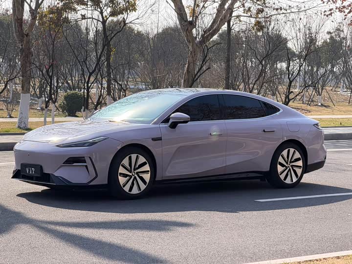 Geely Galaxy E8 2024 2024款 550km 后驱MAX