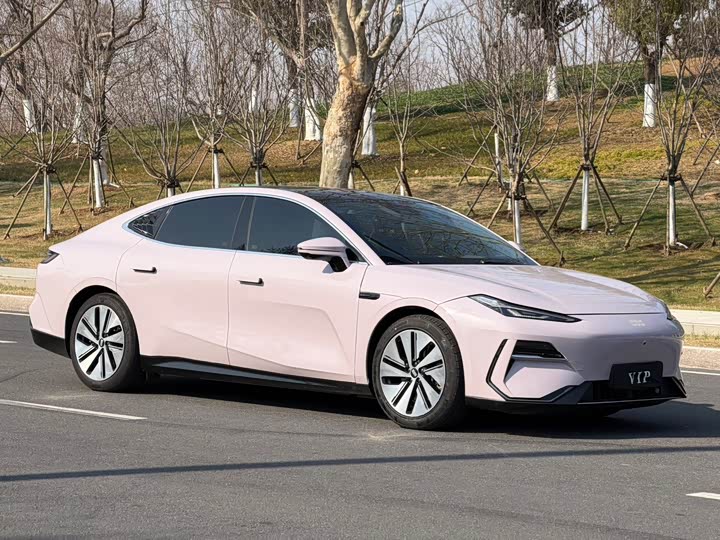 Geely Galaxy E8 2024 2024款 550km 后驱MAX