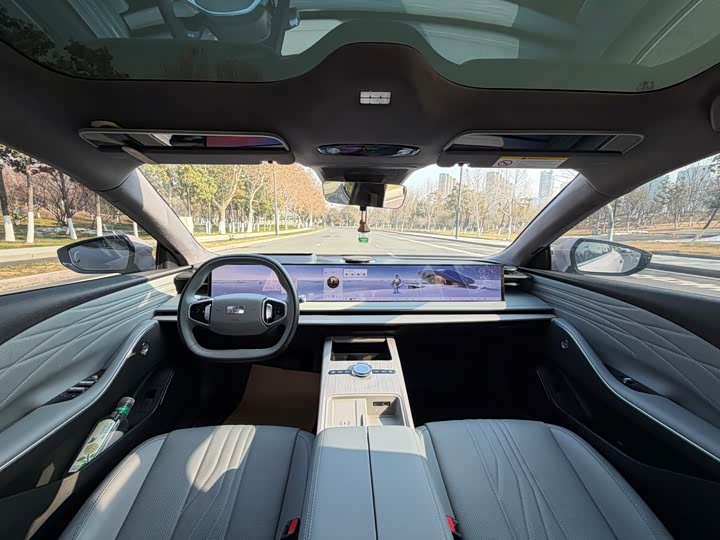 Geely Galaxy E8 2024 2024款 550km 后驱MAX