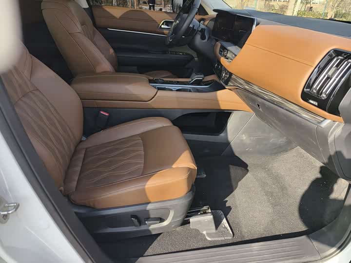 Nissan Pathfinder 2024 2024款 380VC-TURBO 四驱智尊版 6座