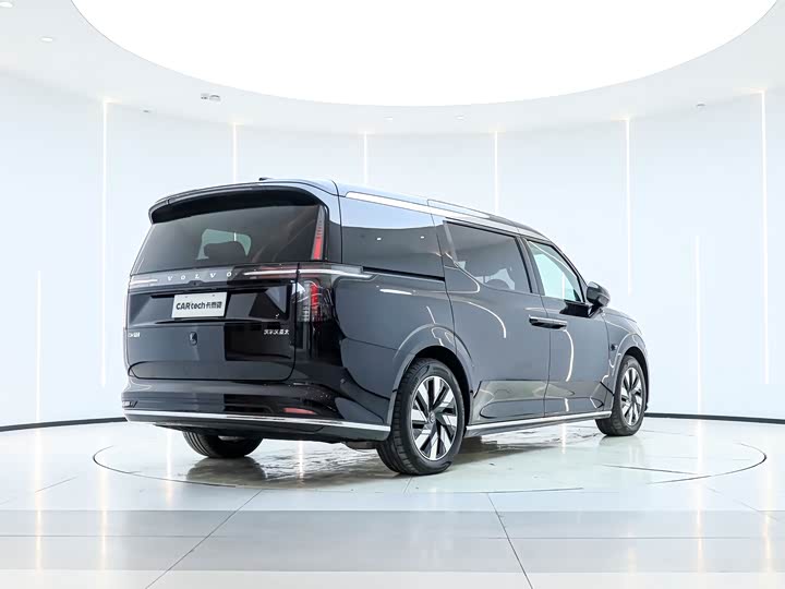 Volvo EM90 2025 2025款 Ultra 六座