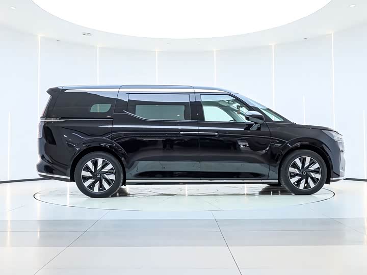 Volvo EM90 2025 2025款 Ultra 六座