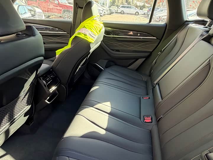 Geely Monjaro 2024 2024款 2.0TD DCT EVO两驱长风版