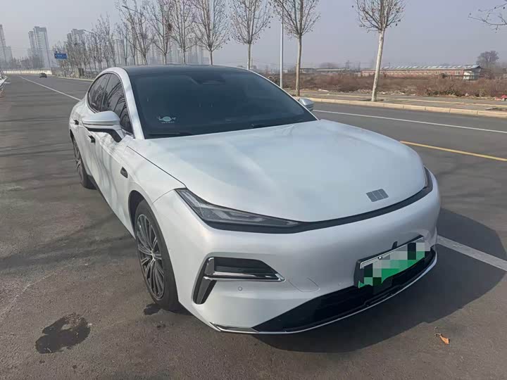 Geely Galaxy Starshine 8 EM-i 2025 2025款 130km EM-i 尊贵版