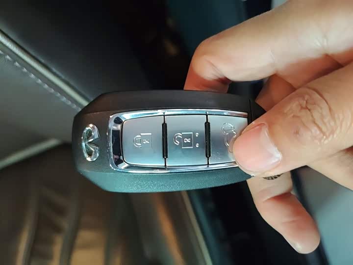 Infiniti QX60 2020 2020款 2.5 S/C Hybrid 两驱卓越版