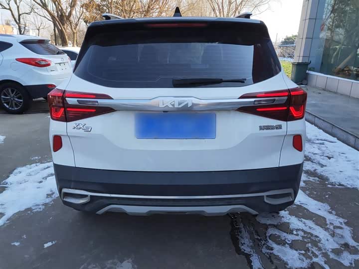 Kia KX3 2021 2021款 1.5L CVT潮流版