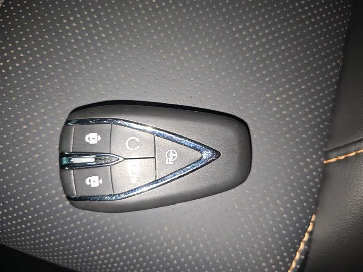 Changan X7 Plus 2024 2024款 1.5T 自动尊耀型 7座