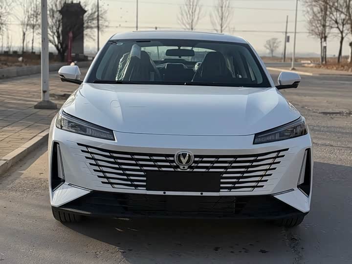 Changan Eado Plus 2025 2025款 蓝鲸 1.5T 500Bar尊贵型