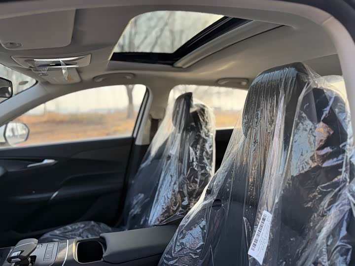 Changan Eado Plus 2025 2025款 蓝鲸 1.5T 500Bar尊贵型