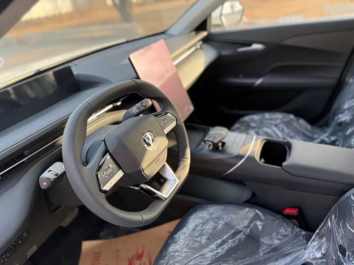 Changan Eado Plus 2025 2025款 蓝鲸 1.5T 500Bar尊贵型