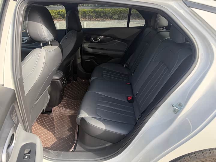 GAC Trumpchi Empow R 2024 2024款 270T DCT 影豹R-Style版