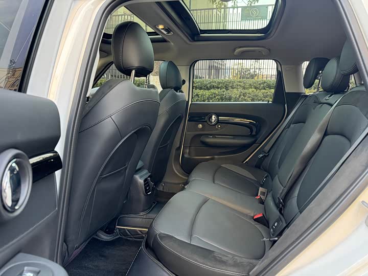 Mini Clubman 2023 2023款 1.5T COOPER 鉴赏家