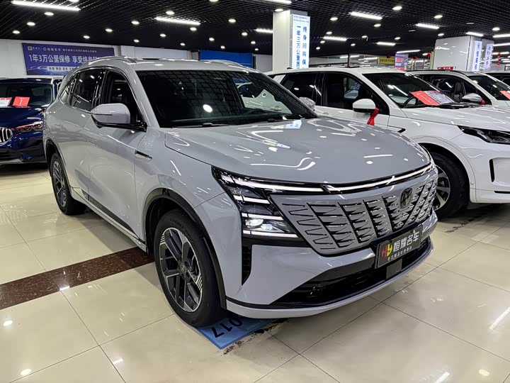 Changan CS75 Plus 2025 2025款 第四代 1.5T 新蓝鲸 智慧尊享型