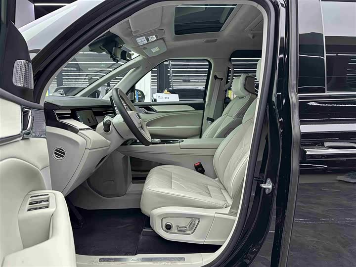 Volvo EM90 2025 2025款 Ultra 六座