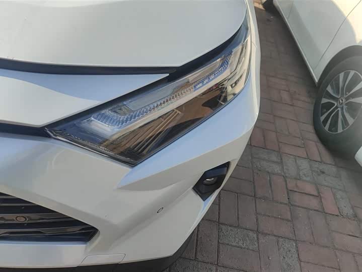 Toyota RAV4 2024 2024款 2.0L CVT两驱风尚Plus版