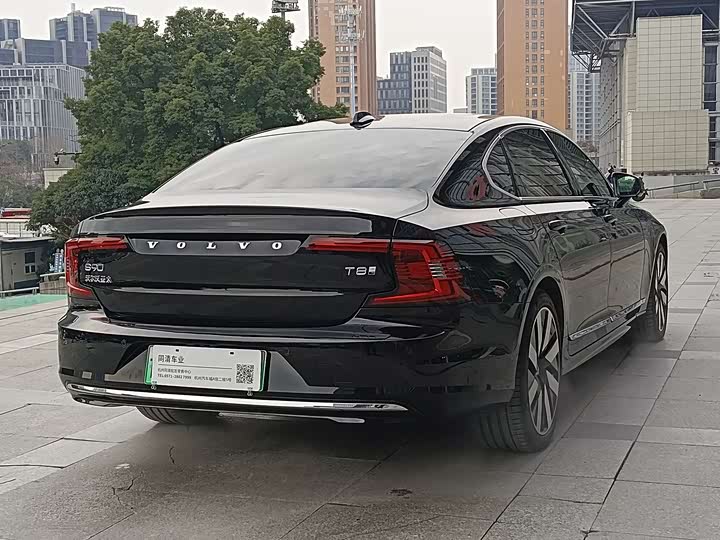 Volvo S90 Hybrid 2024 2024款 插电式混动 四驱长续航智雅豪华版