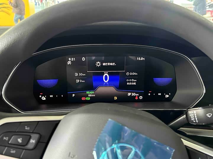 Volkswagen Passat Hybrid 2025 2025款 430PHEV 混动商务版