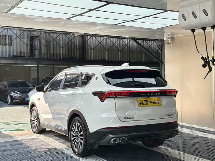 Jetour X70 Plus 2025 2025款 冠军版 1.5T DCT冠军PRO 7座