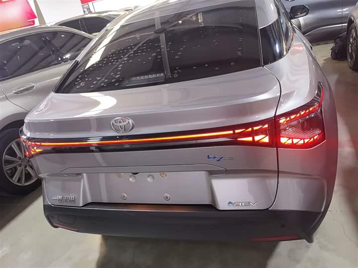 Toyota bZ3 2024 2024款 517km 精英 PRO