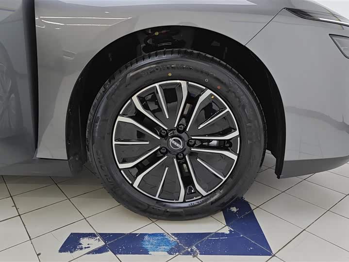 Nissan N6 2026 2026款 180 Max