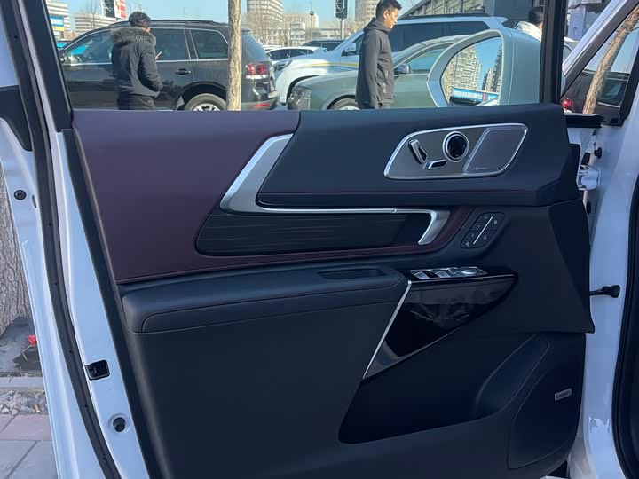 Buick GL8 Century 2025 2025款 2.0T 七座蕴世版