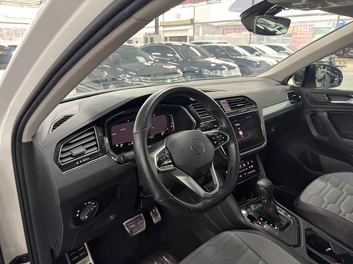 Volkswagen Tiguan X 2021 2021款 330TSI 两驱旗舰版